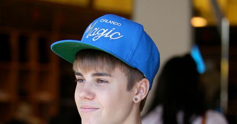 2011__08__justin_bieber_Aug4_19_29.jpg