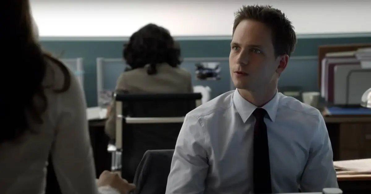 meghan markle suits costar patrick j adams miserable drinking too much season