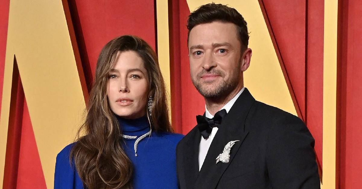 Photo of Jessica Biel and Justin Timberlake.