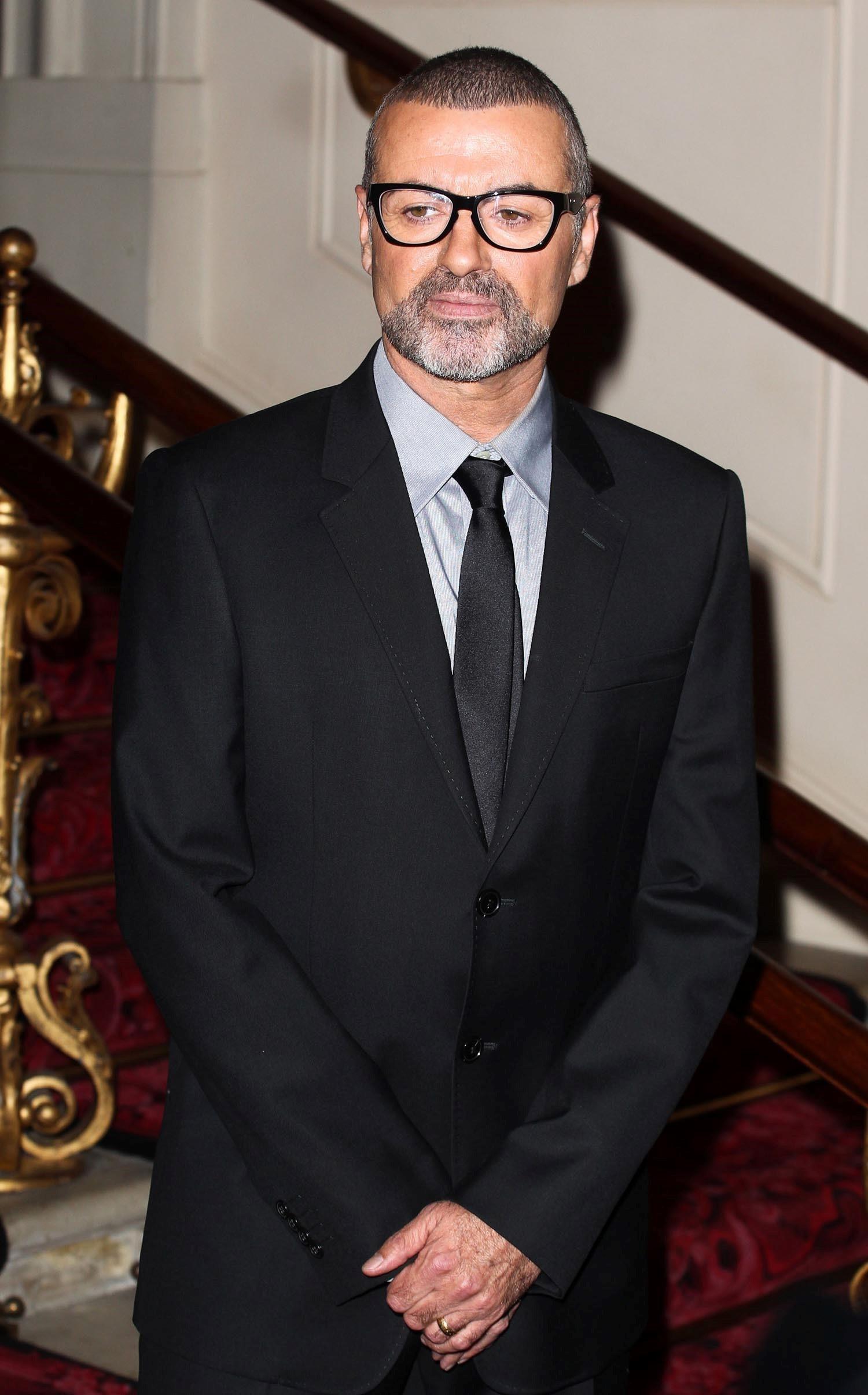 US ONLY GEORGE MICHAEL PHOTOCALL IN LONDON