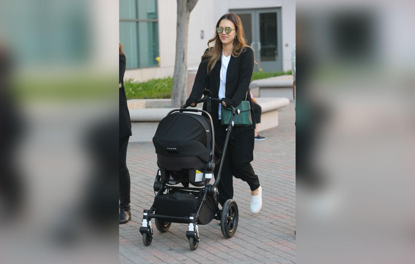 Jessica alba mommy duties