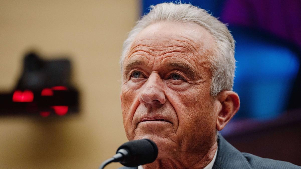 rfk jr defends donald trumps bogus calculations