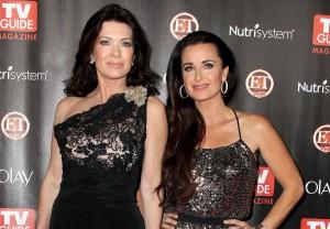 2011__09__Lisa Vanderpump Kyle Richards Sept23ne 300&#215;208.jpg