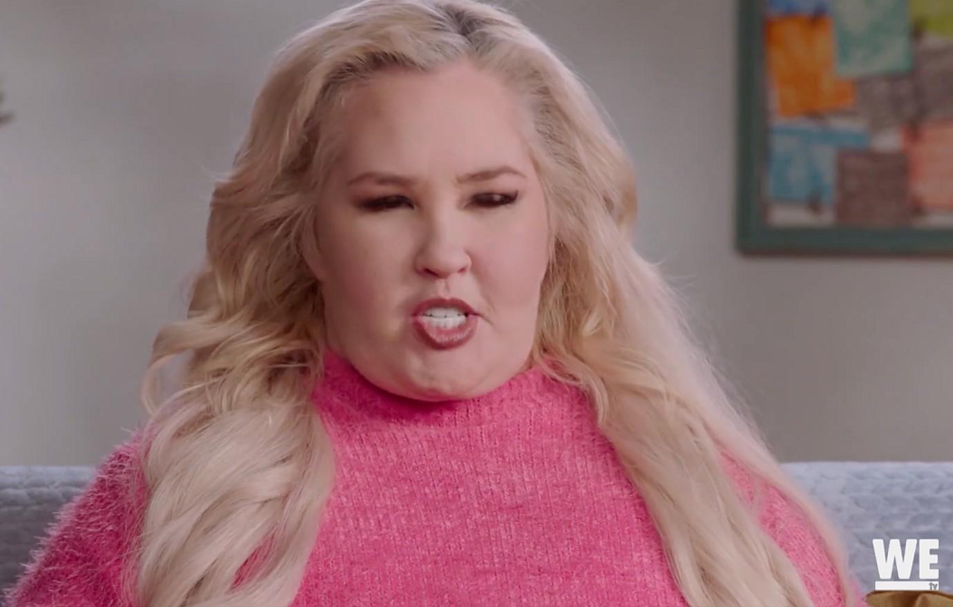 Mama June Laughs as Anna 'Chickadee' Cardwell Mocks Her 'Nasty' Toes