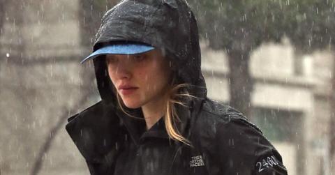 Amanda seyfried pregnant due date bump h