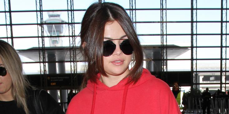 selena gomez no makeup airport