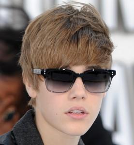 2010__10__Justin_Bieber_Oct18news 277&#215;300.jpg