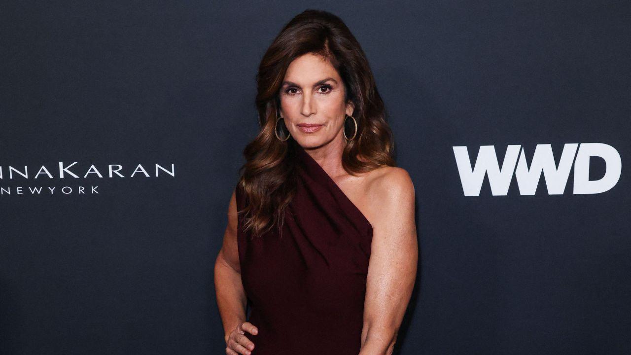 cindy crawford net worth inside the supermodel fortune