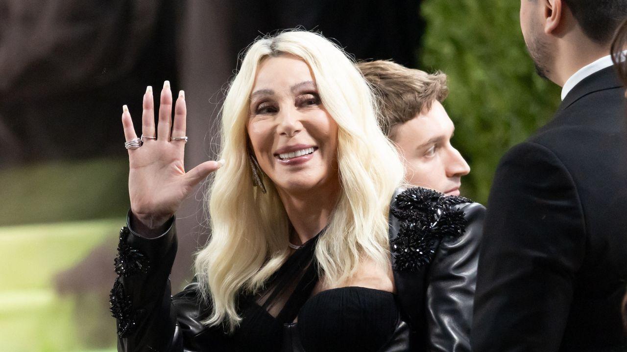 Image of A judge denied Cher's emergency conservatorship request due to insufficient urgency.