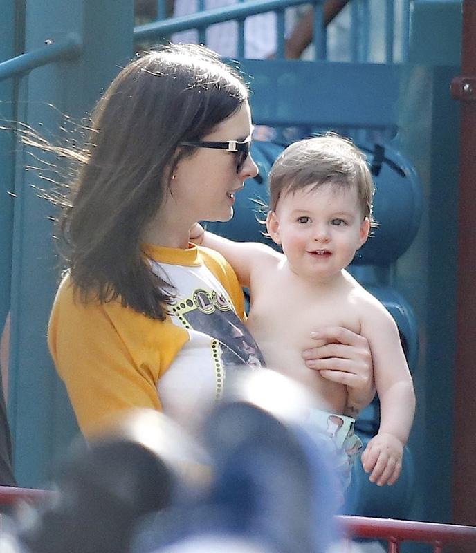 *EXCLUSIVE* Anne Hathaway and Adam Shulman take their son to the park in NYC