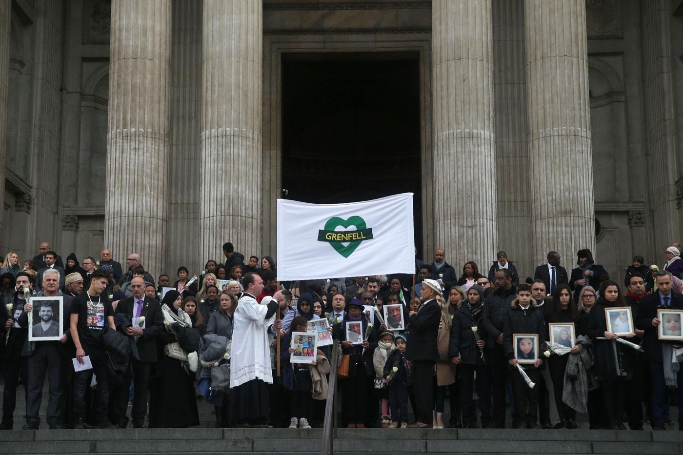 royal family adele carey mulligan grenfell tower memorial pics 04