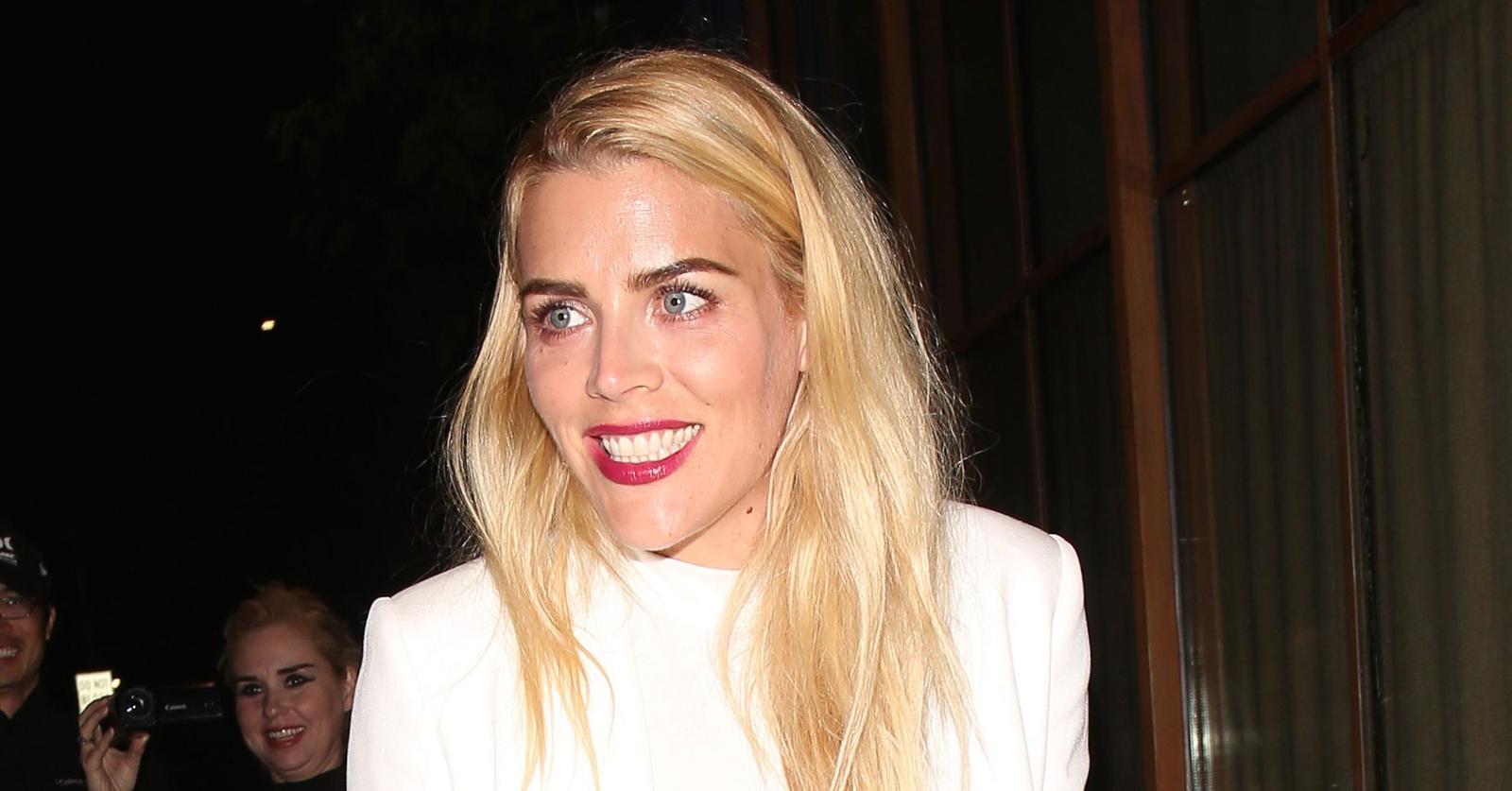 Busy Philipps Venmo Is Blowing Up Thanks To Fans Donations(01)