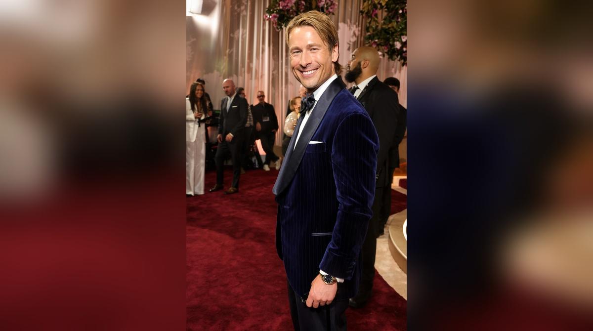 glenpowellxblurredpad