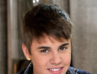 Justin_bieber_april2_2.jpg