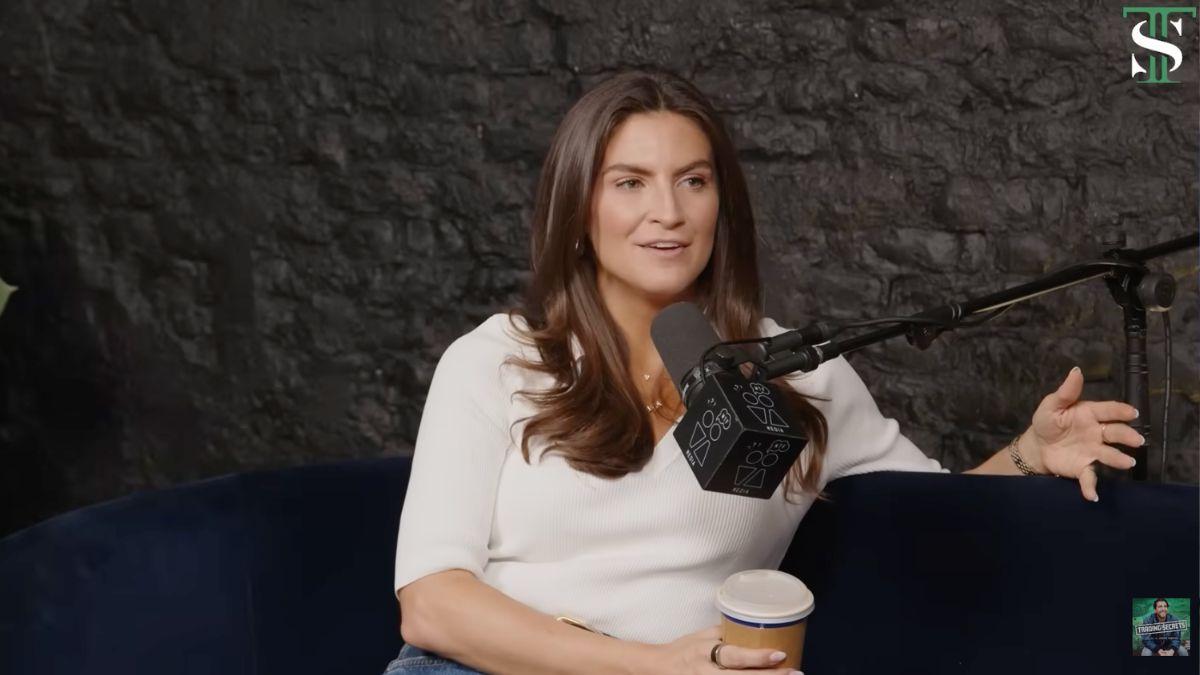 image of kaitlan collins