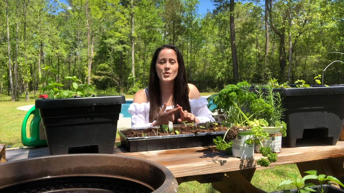 jenelle-evans-cps-kids-removed-youtube-video-slammed-fans