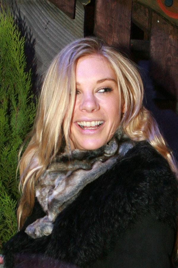 Prince harry dating chelsy davy