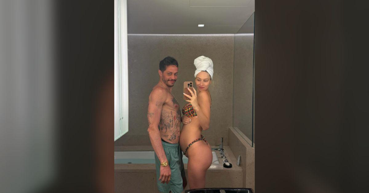 Image of Elsie Hewitt is vacationing with boyfriend Pete Davidson.