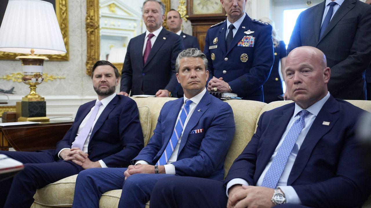 Photo of Senior White House staff reportedly want Pete Hegseth gone. 
