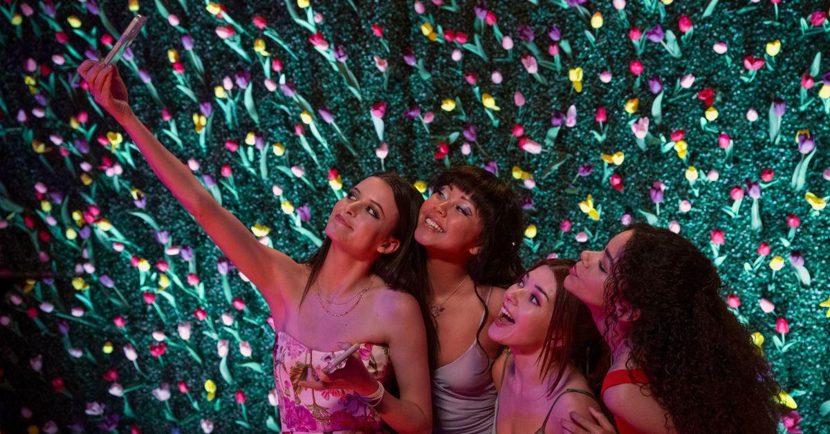 ginny and georgia season cast release date netflix