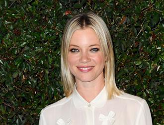 Amy smart april27 rm.jpg