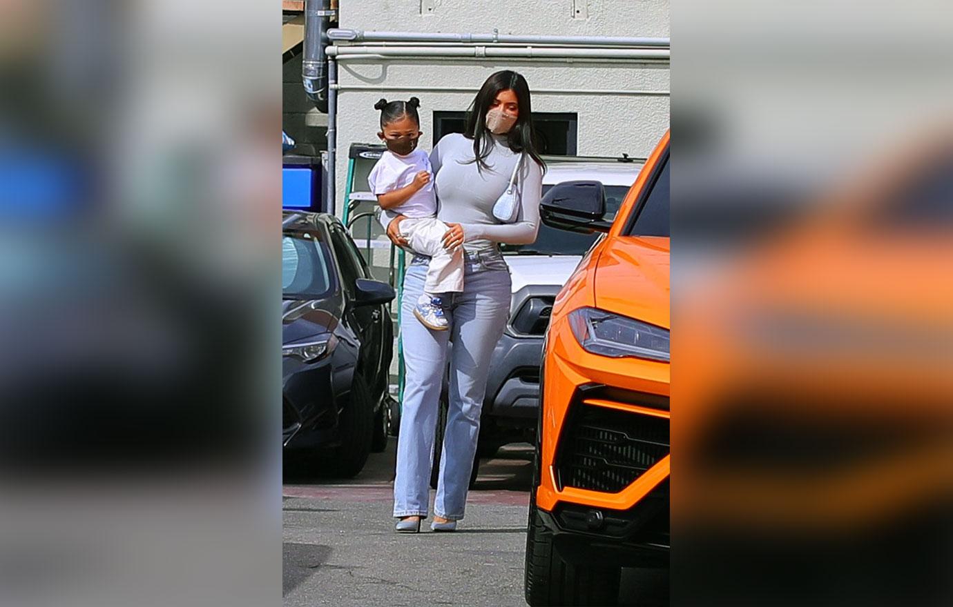 kylie jenner stormi lunch date