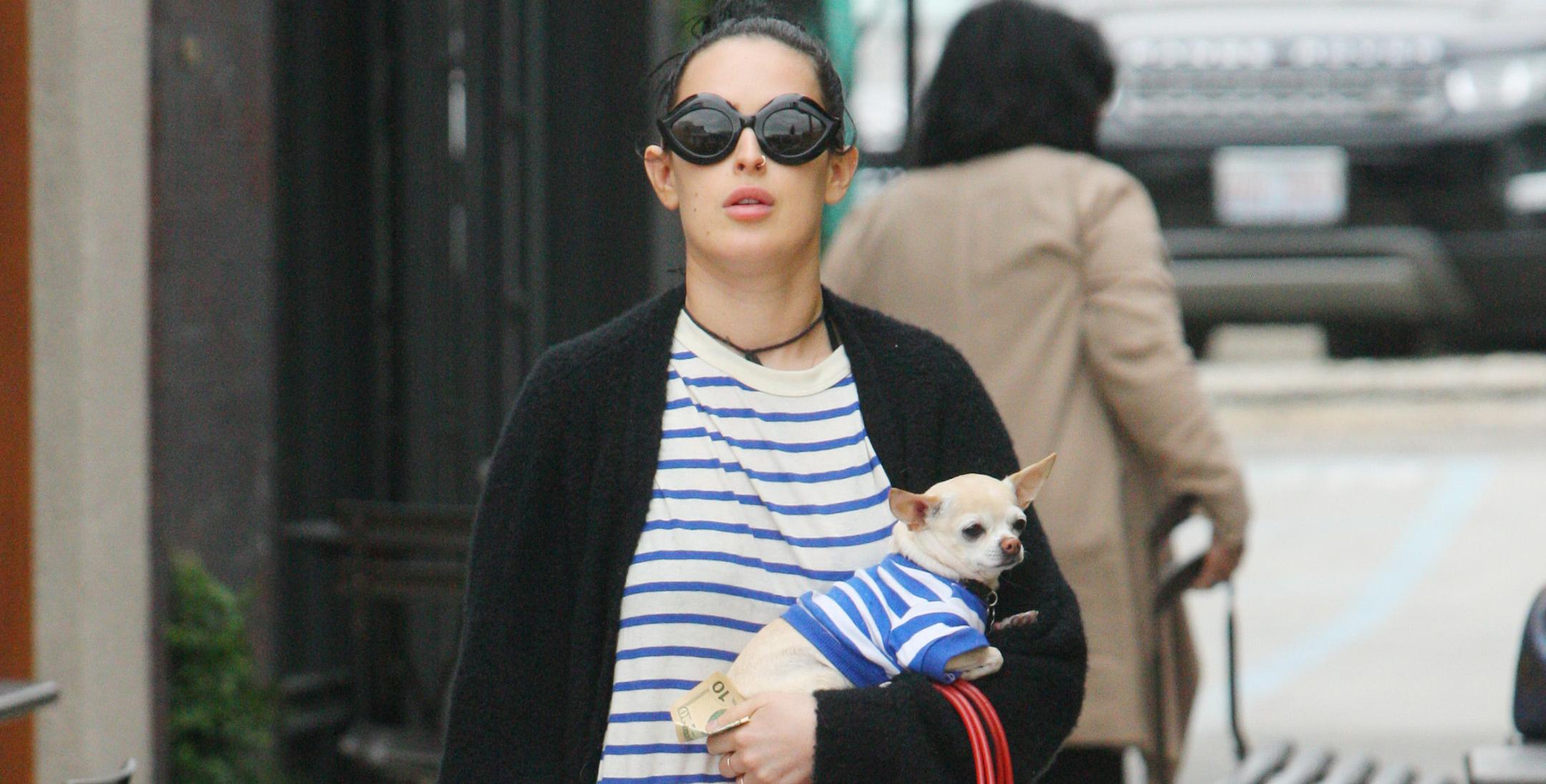 Rumer Willis Matches Her Outfit With Her Dog And It's Adorable