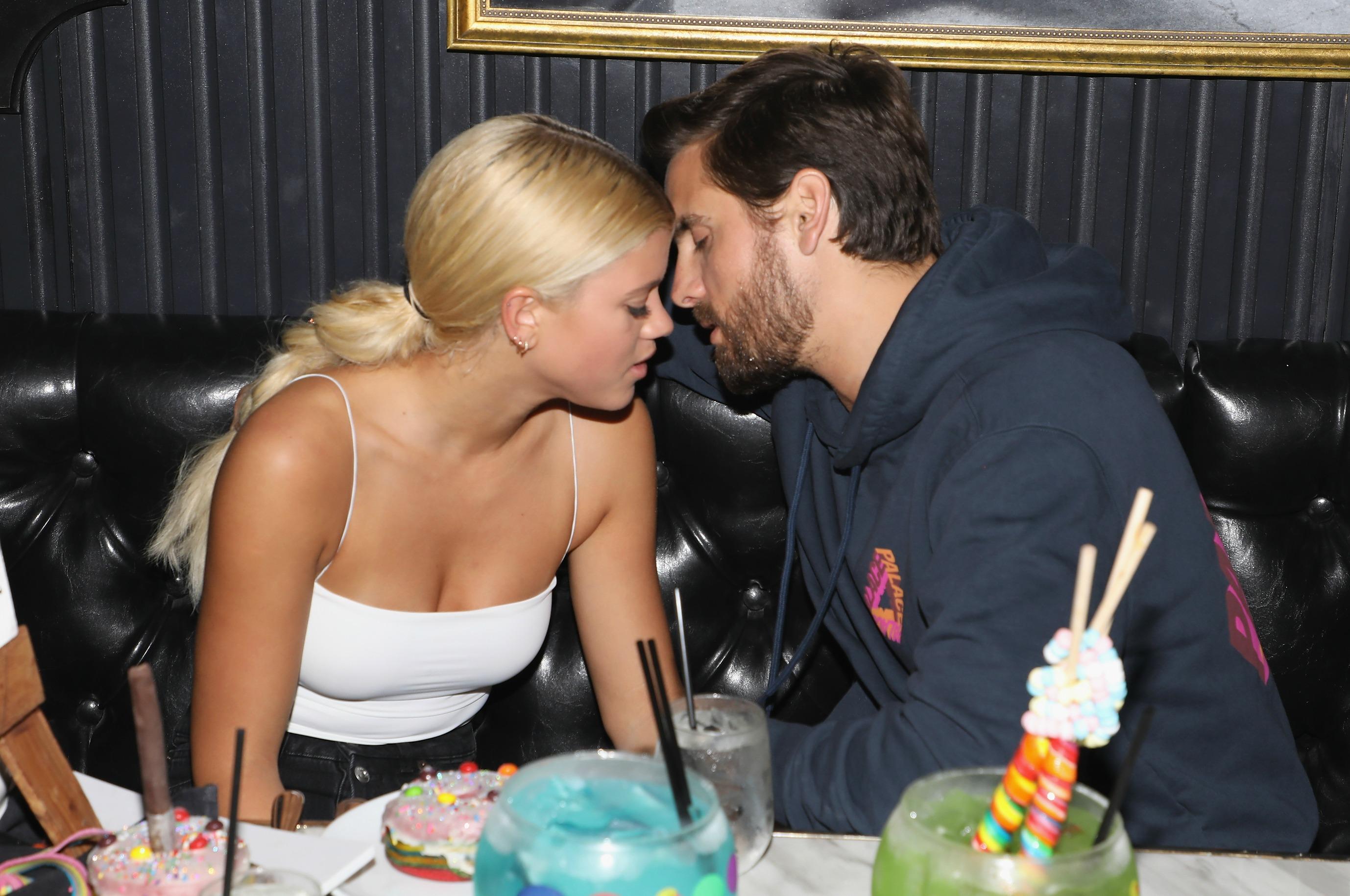 scott disick sofia richie pda sugar factory miami pics 06