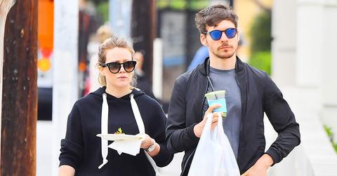 Pregnant Hilary duff matthew koma farmers market main