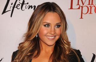 Amanda bynes10 teaser_319x206.jpg