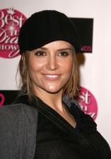 2009__12__FP_1588123_RIJ_DRAGSHOW_42_101908 157×224.jpg