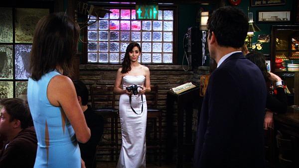 Himym mother wedding dress