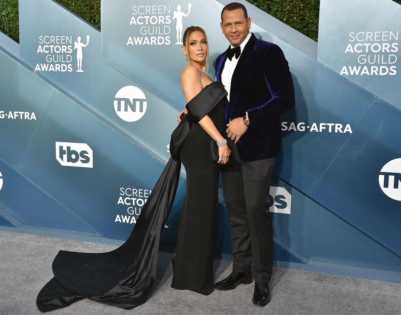 jennifer lopez alex rodriguez red carpet style