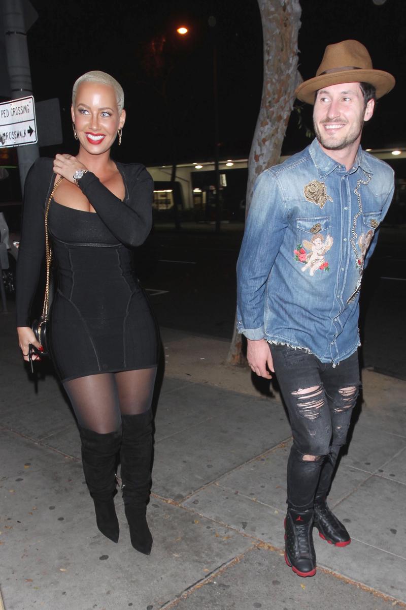 Amber Rose Val Chmerkovskiy Dating Wardrobe Malfunction