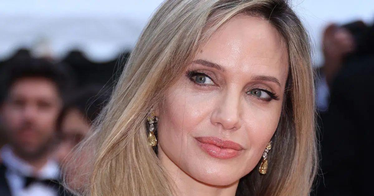 Photo of Angelina Jolie revealed she doesn't 'regret' her decision.