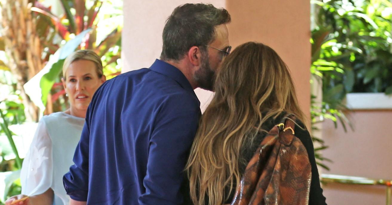 stressed ben affleck seen out with ex jennifer lopez after divorce filing