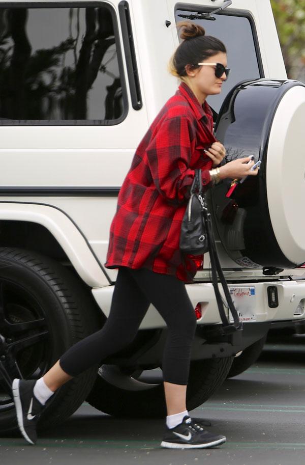 Kylie jenner plaid