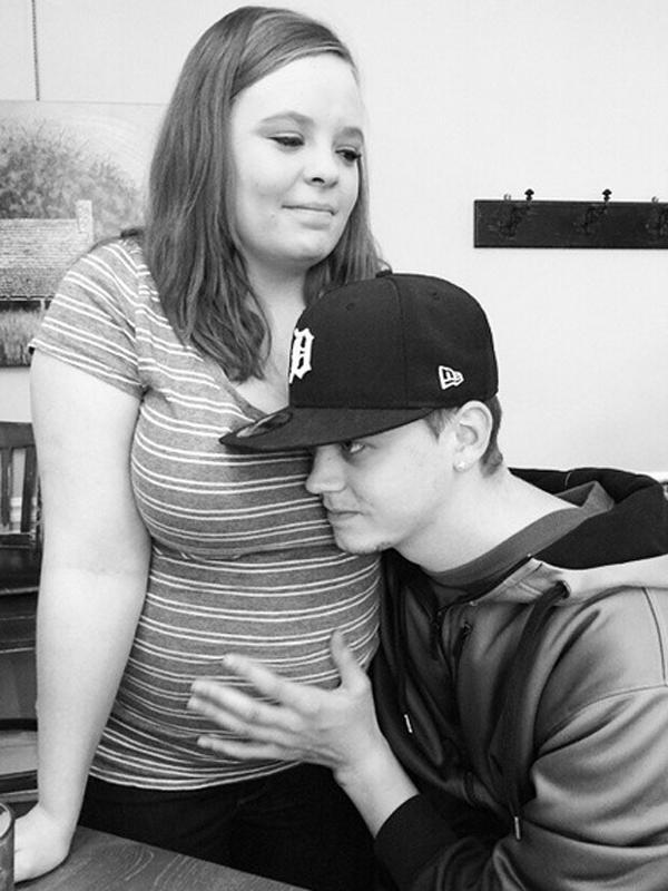 Catelynn lowell tyler baltierra pregnant