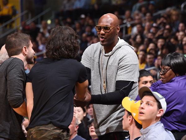 Lamar odom courtside lakers