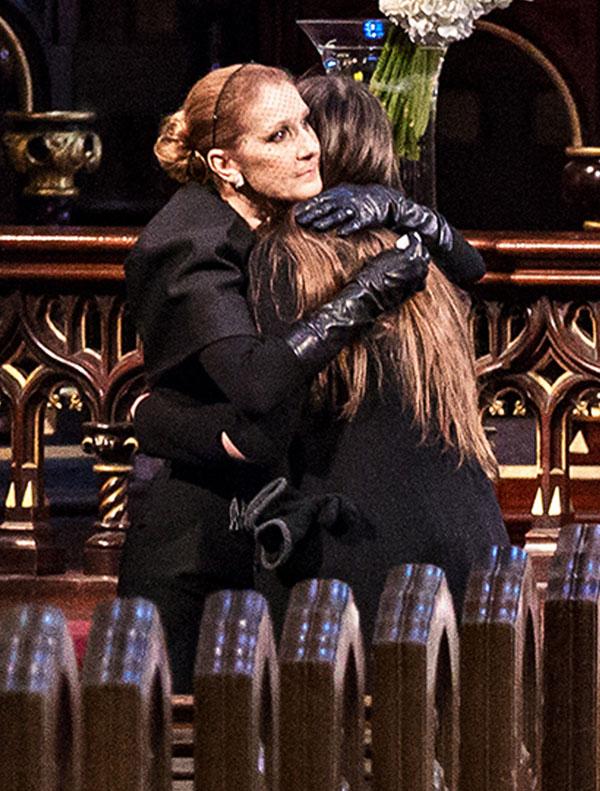 Rest In Peace! Céline Dion Cries In Front Of René Angélil’s Open Casket