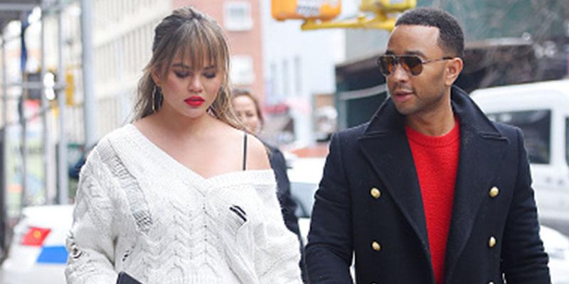 Chrissy teigen john legend flight returns