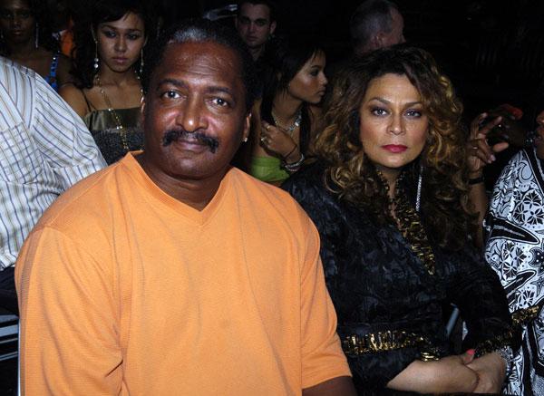 Beyonce mathew knowles feud fights updates 02