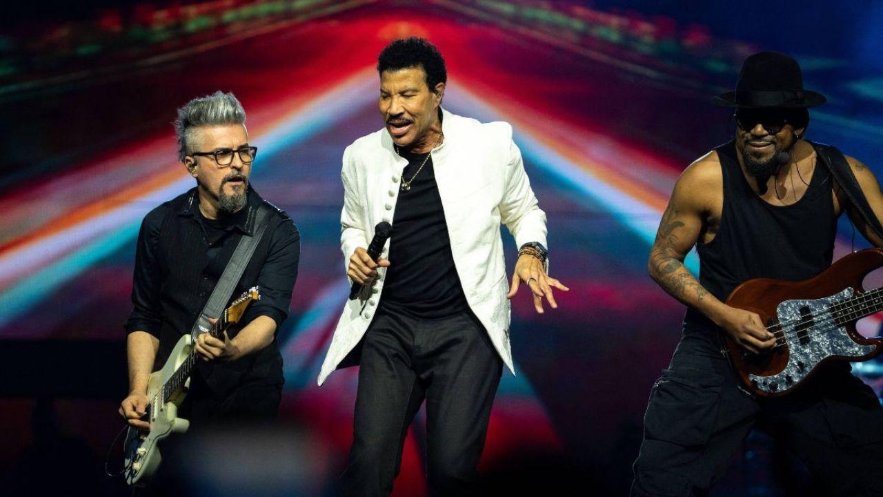 Image of Lionel Richie shared a message on Instagram with fans after his earlier health scare.