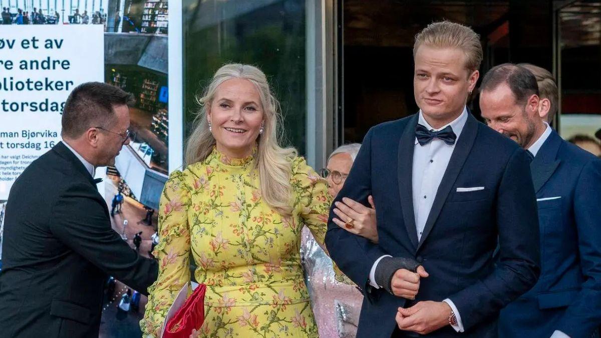 image of Mette-Marit and Marius Borg Høiby