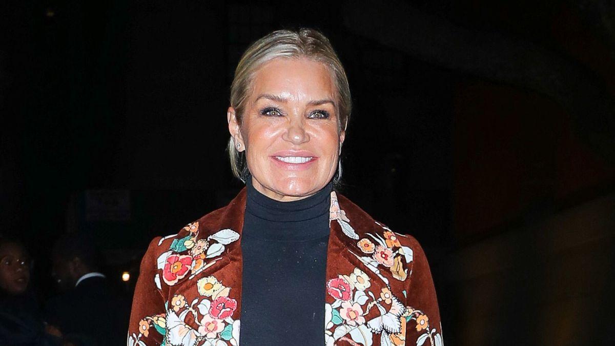 Image of Yolanda Hadid encourages sharing 'uncomfortable parts of our lives.'