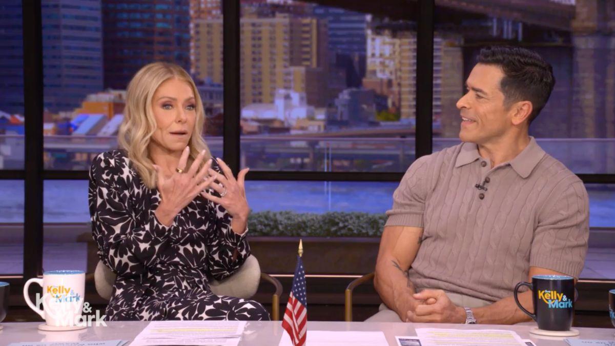 Photo of Kelly Ripa and Mark Consuelos.