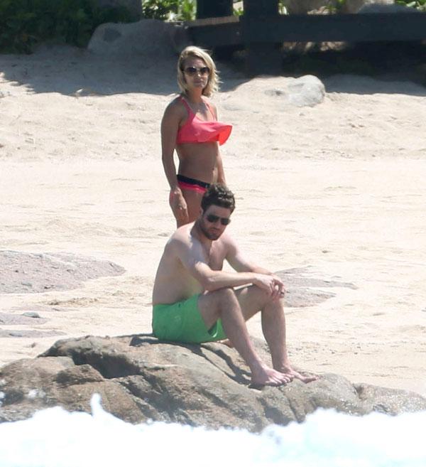 Carrie Underwood Bikini Mike Fisher Shirtless Mexico