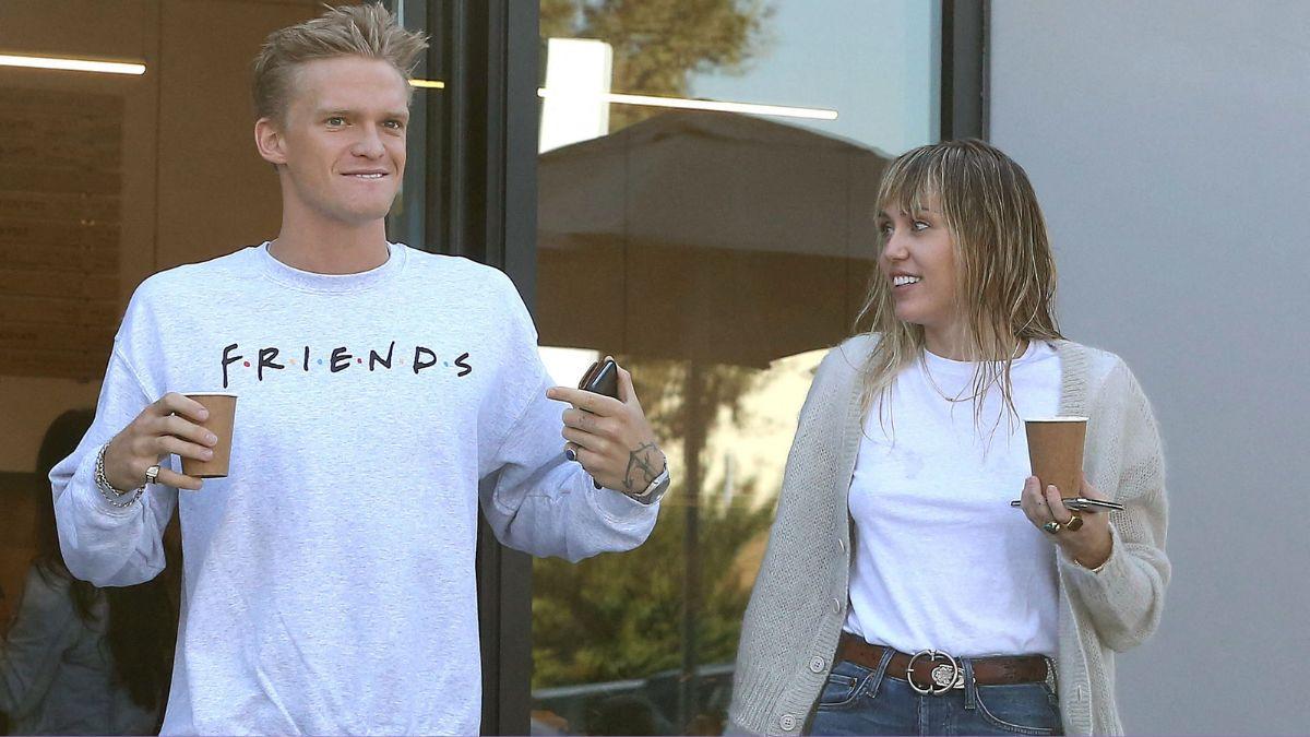 Image of Cody Simpson and Miley Cyrus related on being teen pop stars.