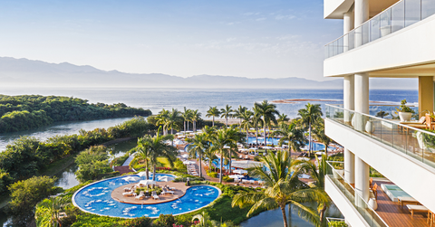 jaclyn main ok split