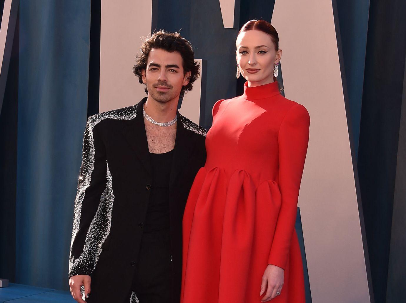 sophie turner worst few days after joe jonas divorce announced